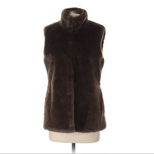 Wyatt Faux Fur Vest Brown NWOT